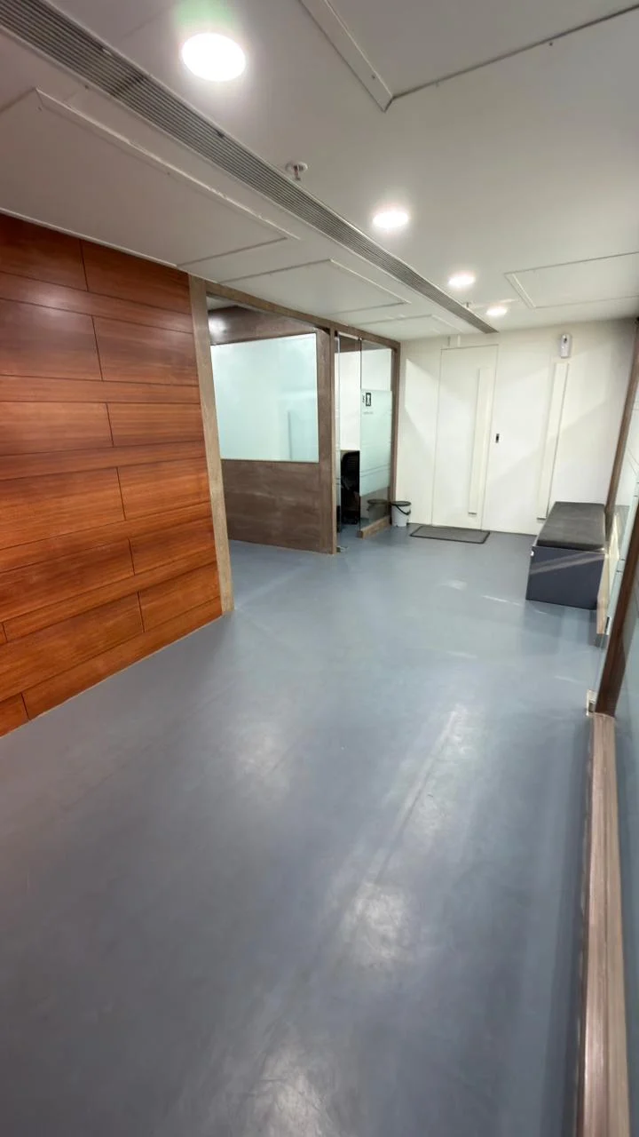 Exterior photograph of commercial property