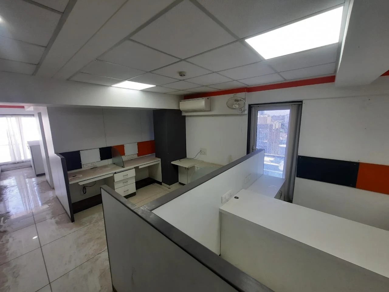 Exterior photograph of commercial property