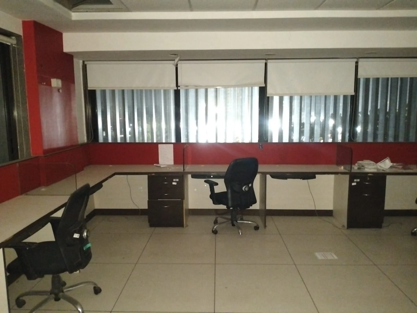 Exterior photograph of commercial property