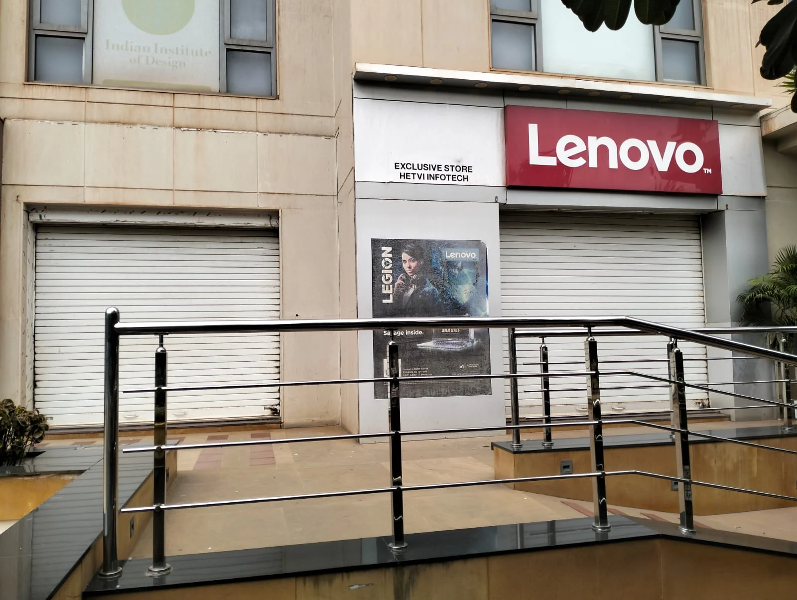 Exterior photograph of commercial property
