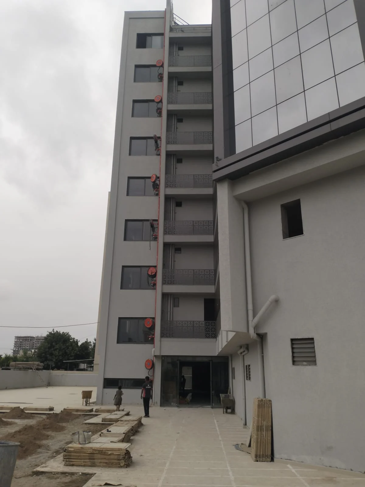 Exterior photograph of commercial property