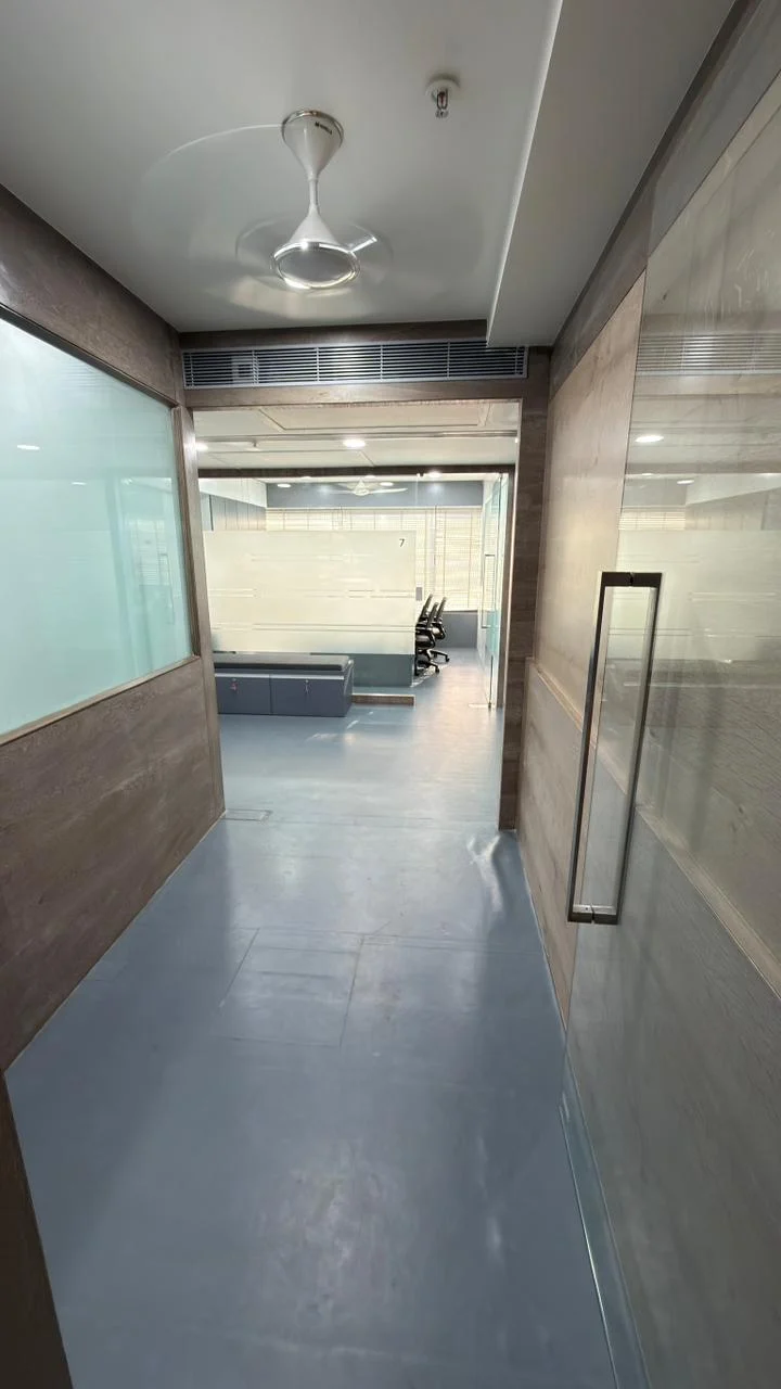 Exterior photograph of commercial property