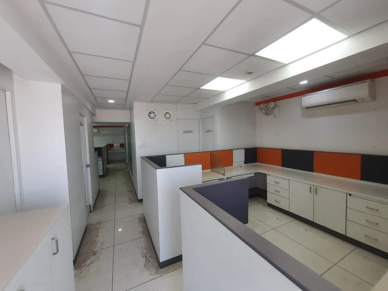 Exterior photograph of commercial property